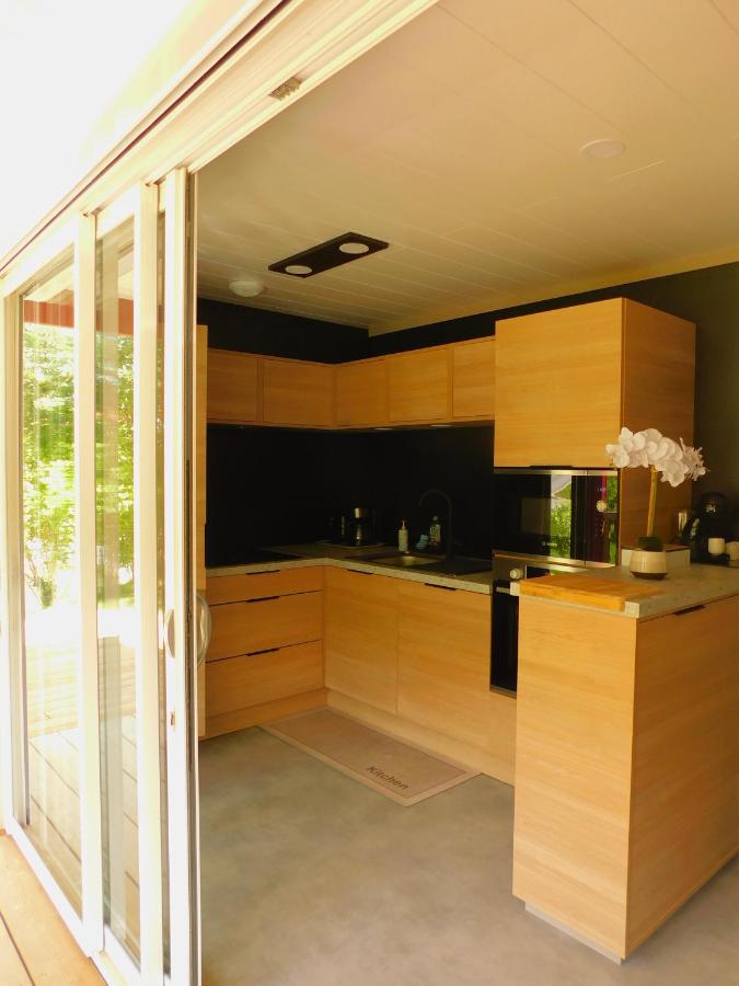 chalet Paille en Queue, au pays basque avec piscine et vue sur Hasparren - Bed and Breakfast Hasparren