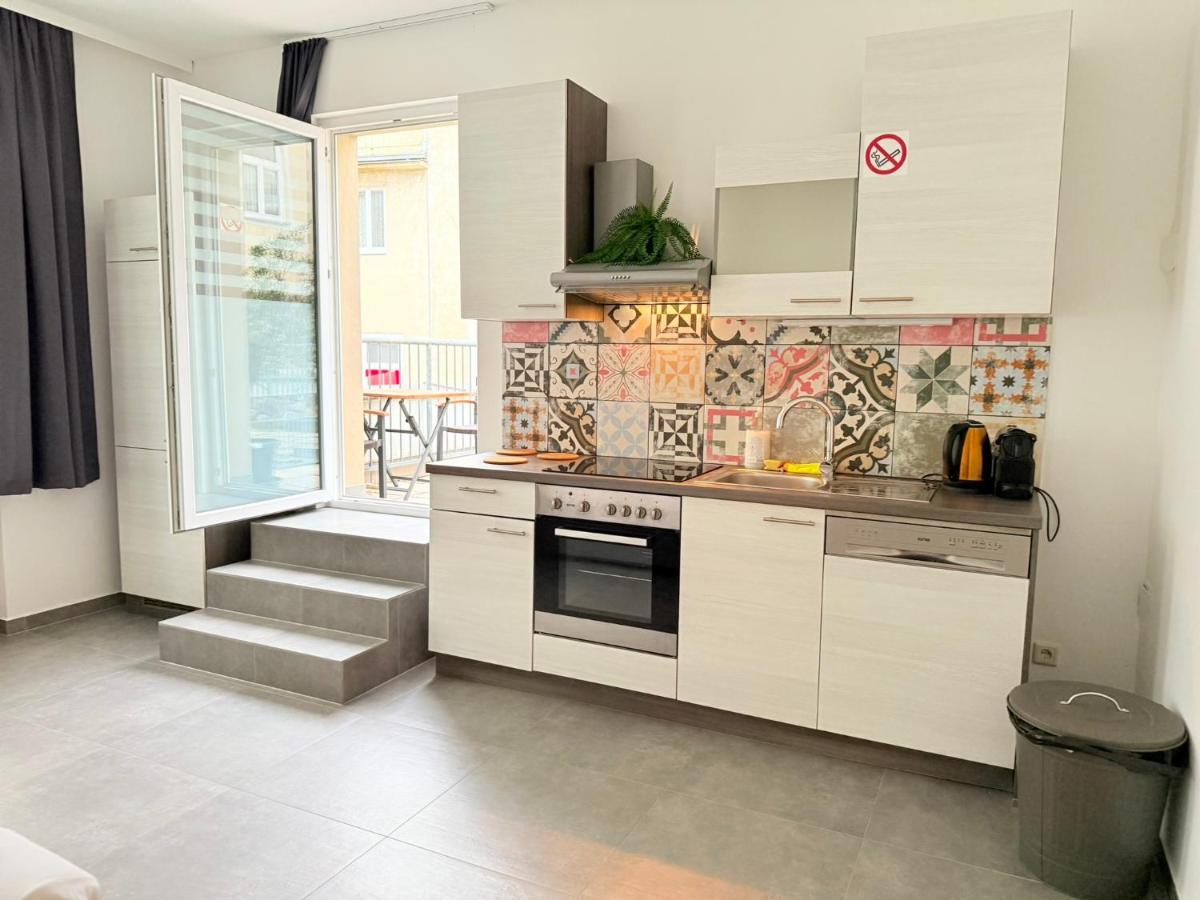 Klein aber Fein mit Terrasse - B&B Vienna