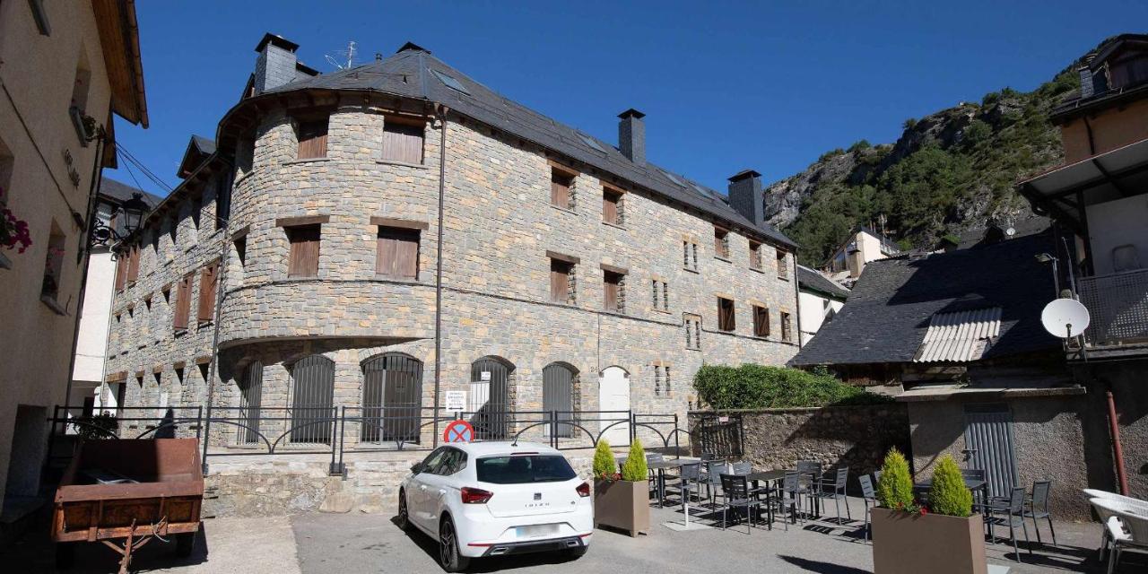 Casa de La Laguna by BeValle - Chambres d’hôtes Panticosa
