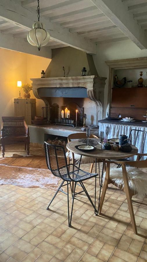 Séjour paisible à Grillon maison de village tout confort - B&B