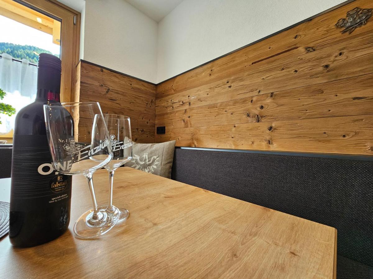 Two-Bedroom Apartment with Mountain View