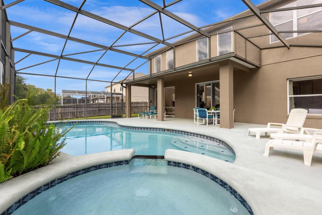 Upstay Home w Pool Hot Tub & Patio - Pet Friendly - B&B Kissimmee