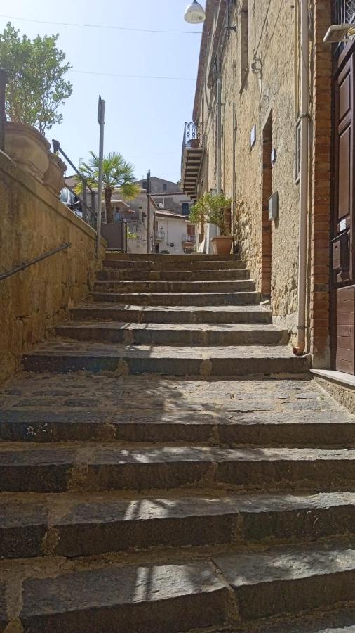 Casa San Sebastiano - B&B Ficarra