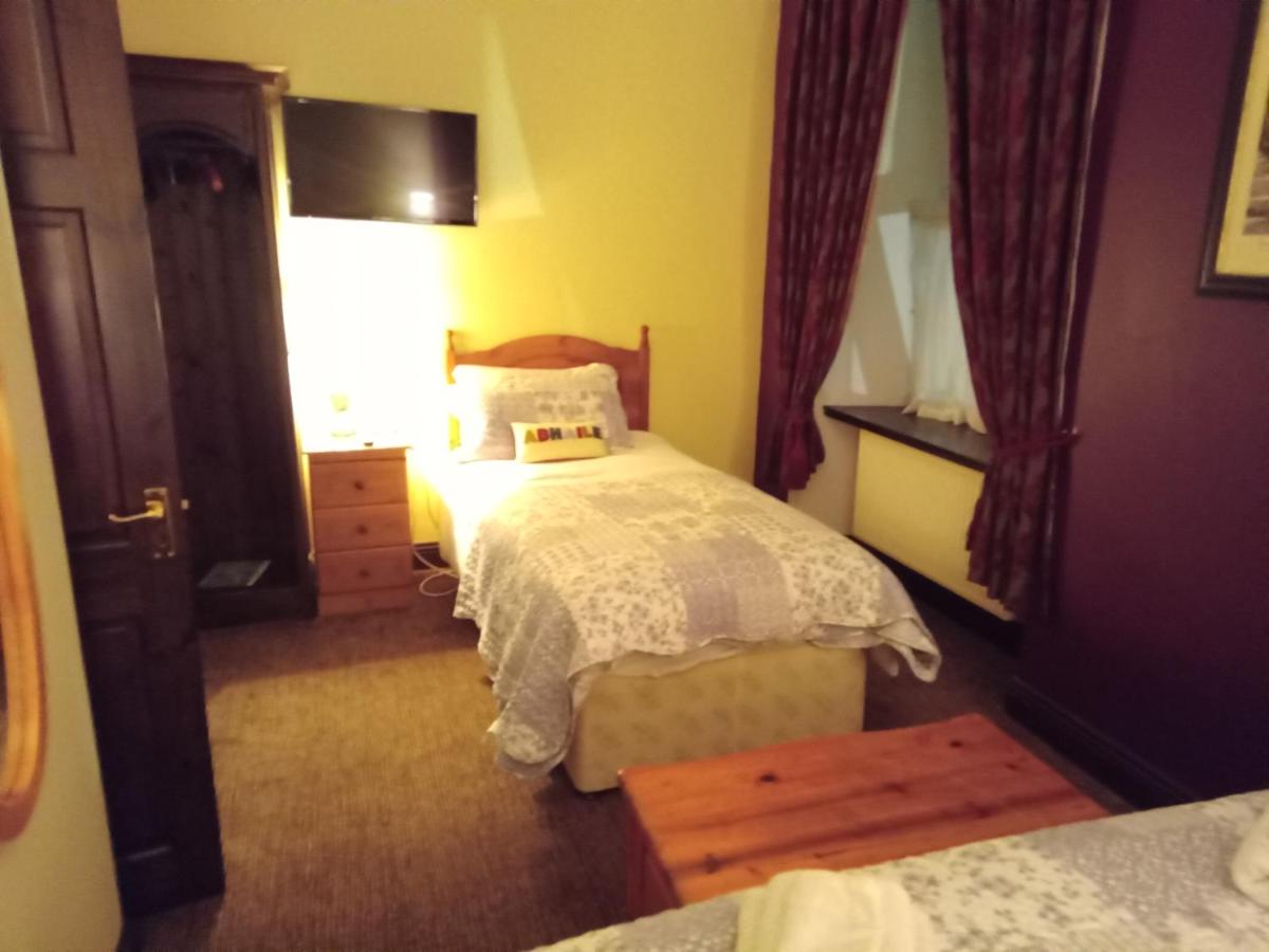 Family Room (4 Adults)