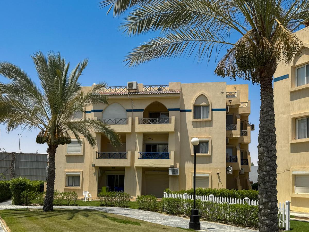 Marassi Views Direct on Pool 3BR Beach Access by Best of Bedz - Bed and Breakfast El Alamein