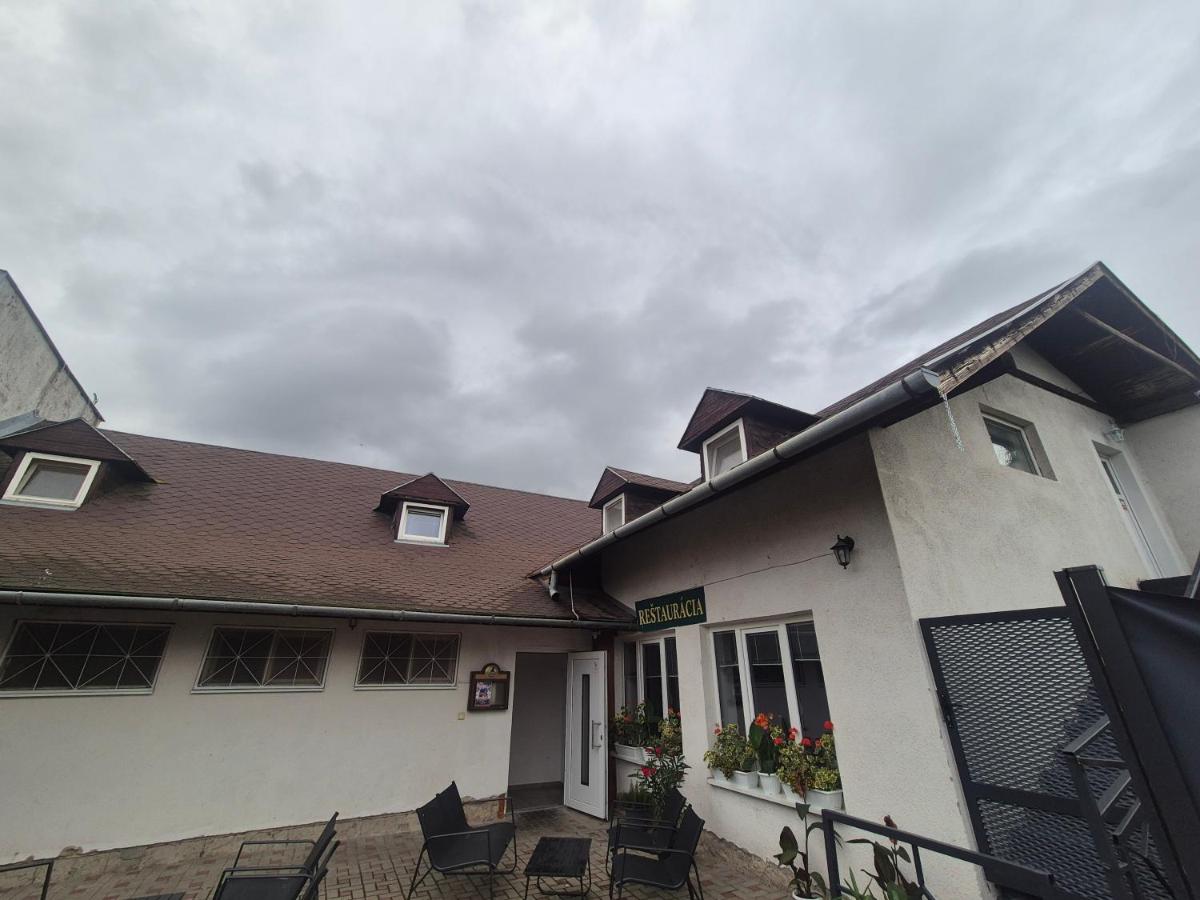 Penzión Michalsky Dvor - B&B
