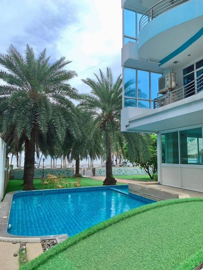 The Beach Bangsaen Condo 327-23 - B&B