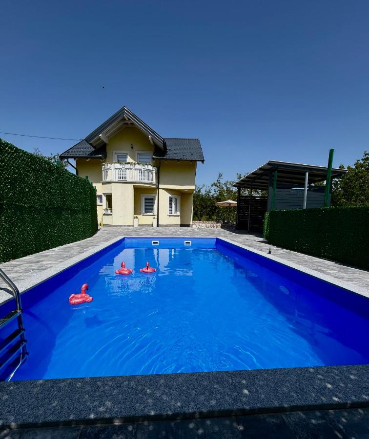 Villa E&M - B&B
