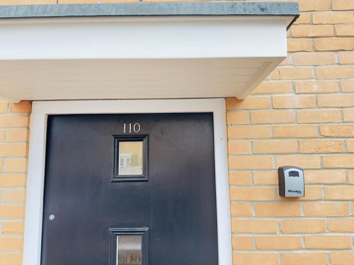 Pet Friendly, 5 mins to City Centre, Sleeps 6, 2 Free Parking - B&B Colchester