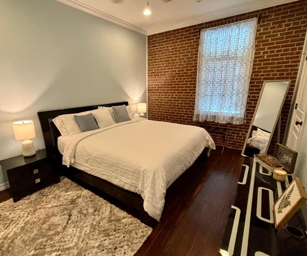 Apartment with City View