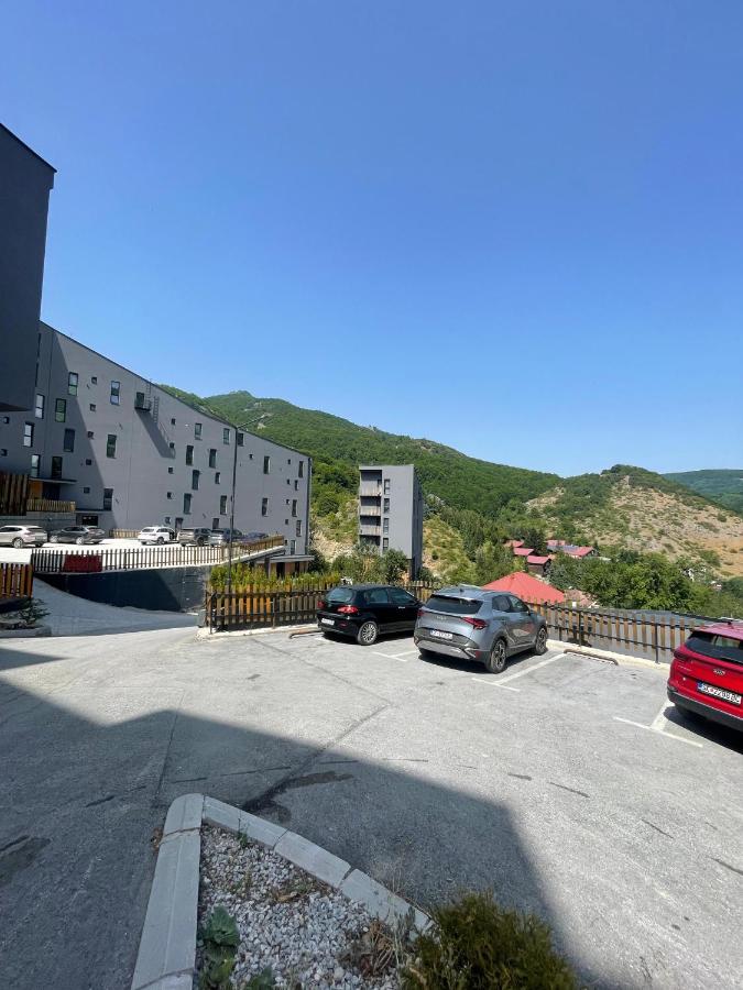 NovAS Apartment - Chambres d’hôtes Mavrovo