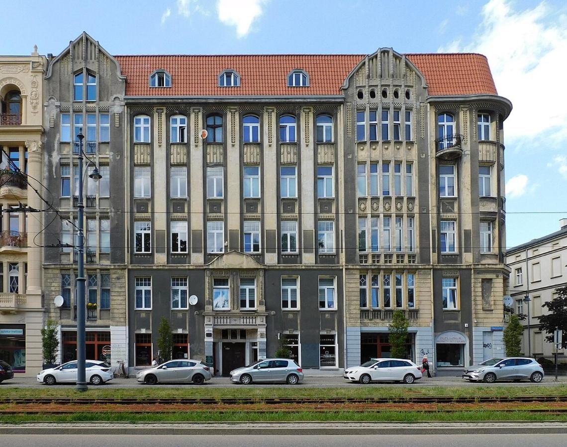 Stacja Łódź Fabryczna Apartamenty - B&B