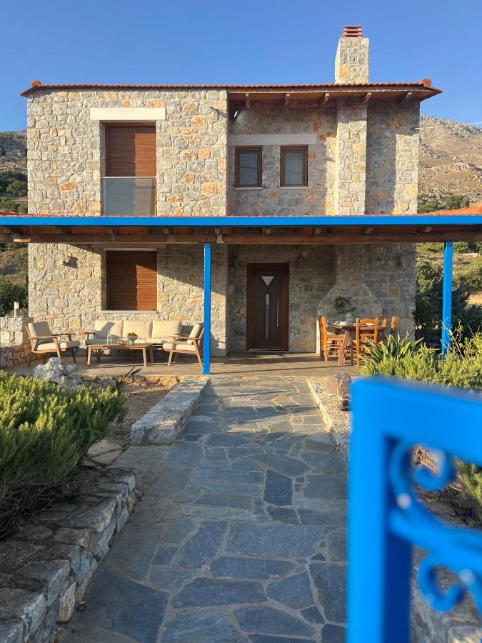 House Marevouni, Triopetra - B&B Agía Paraskeví