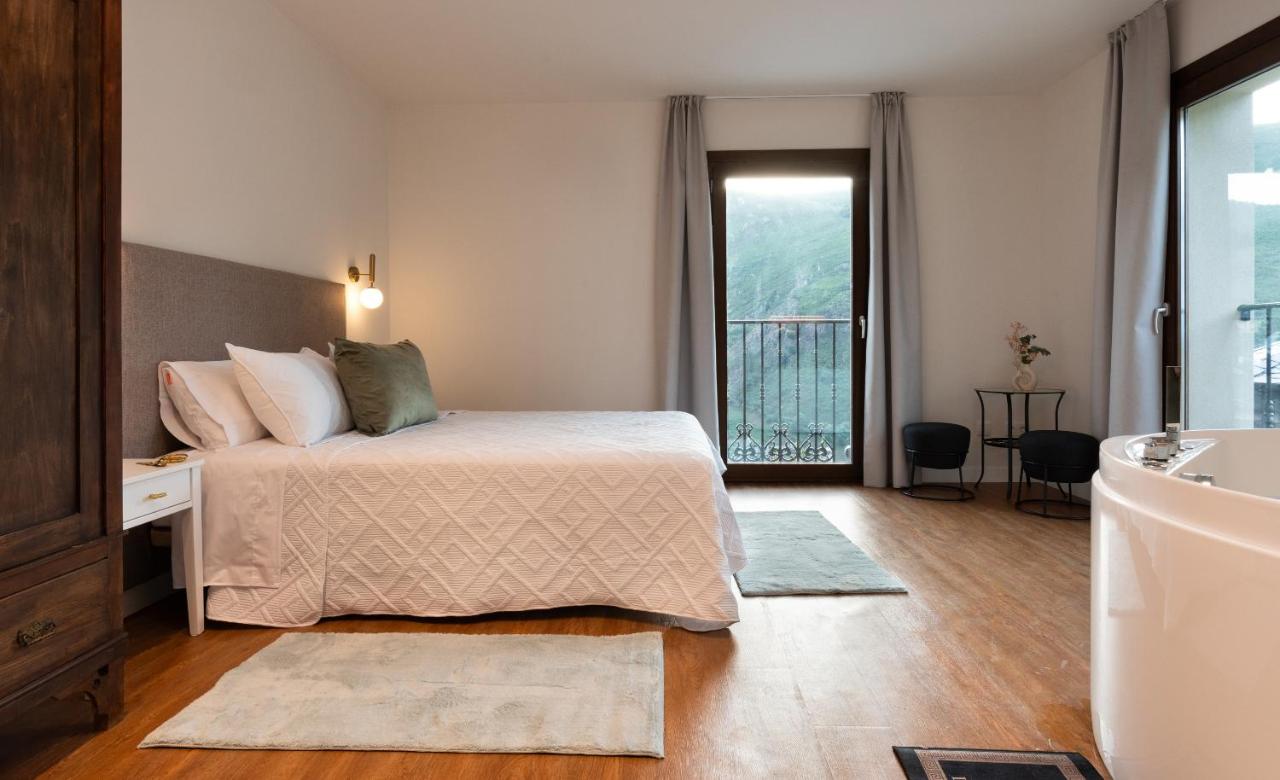 One-Bedroom Apartment with Spa Bath