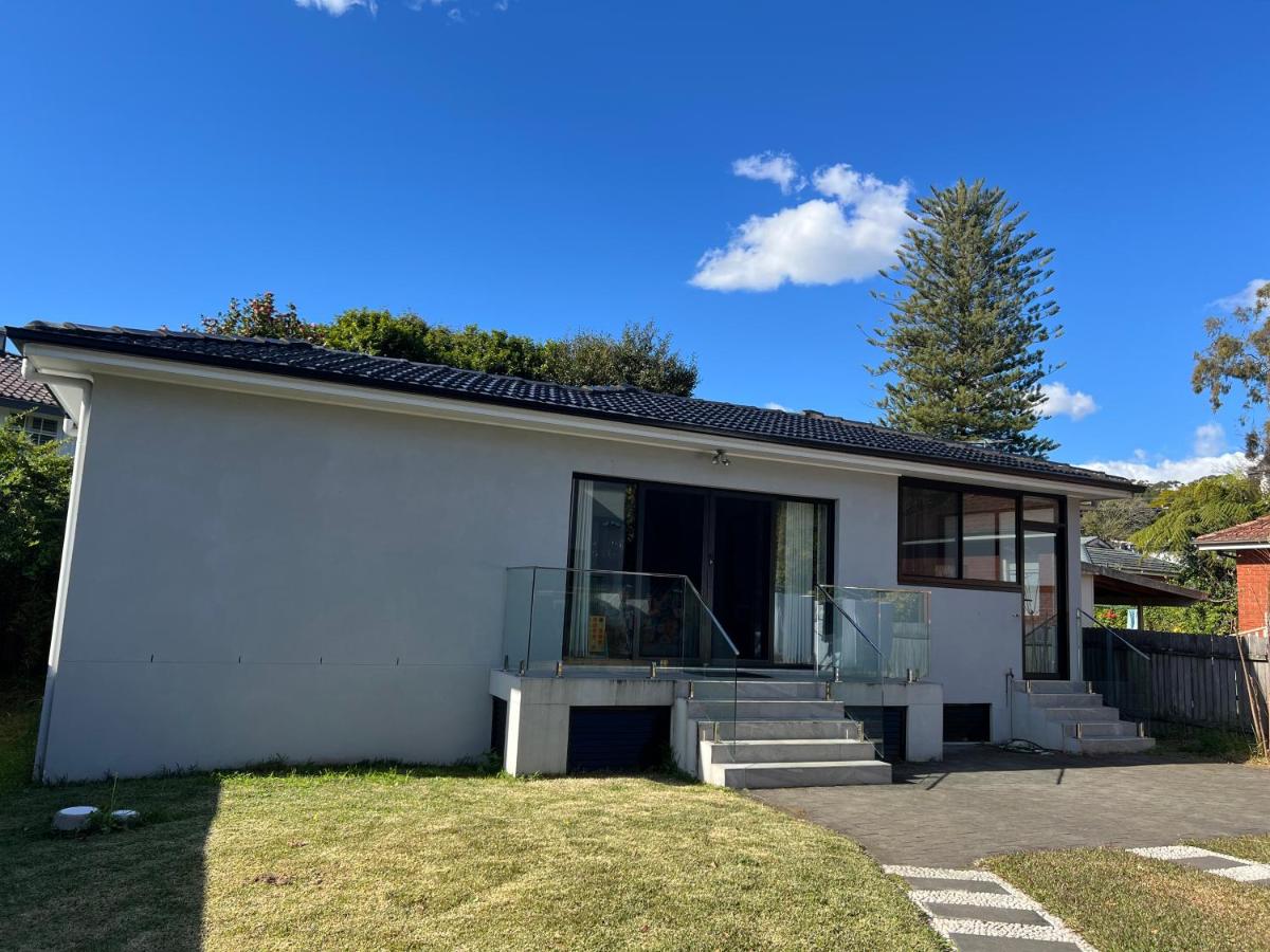 Entire new granny flat with 3 bedrooms 2 bathrooms - B&B Sydney