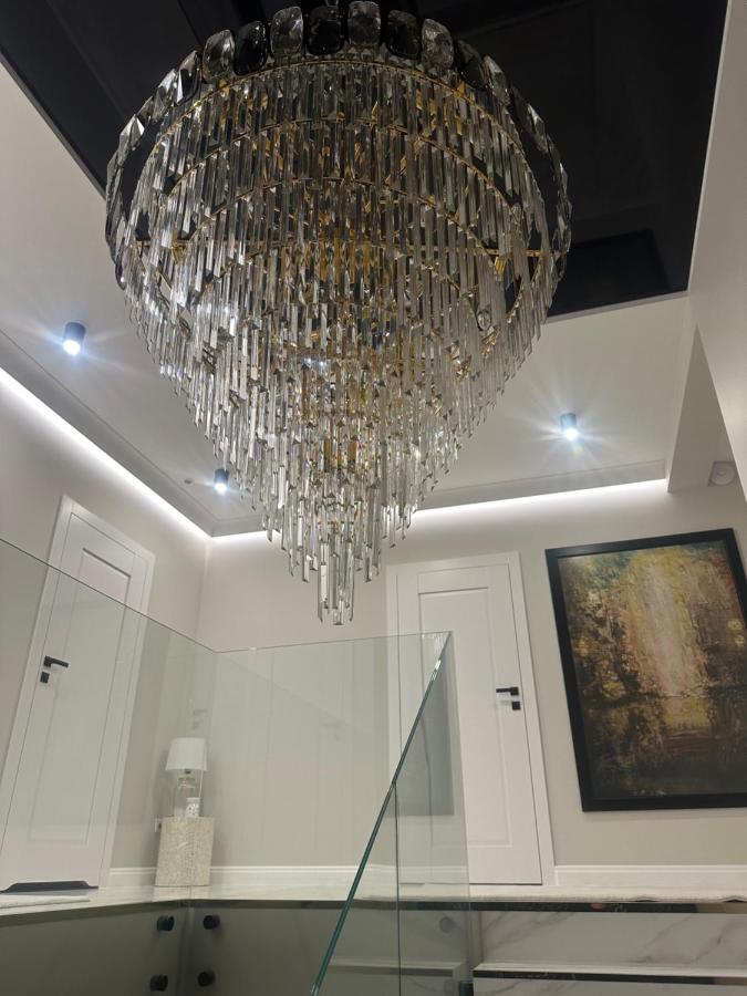 5 Bed Luxury Home In Szczytno - Ferienwohnung Niedźwiedzie