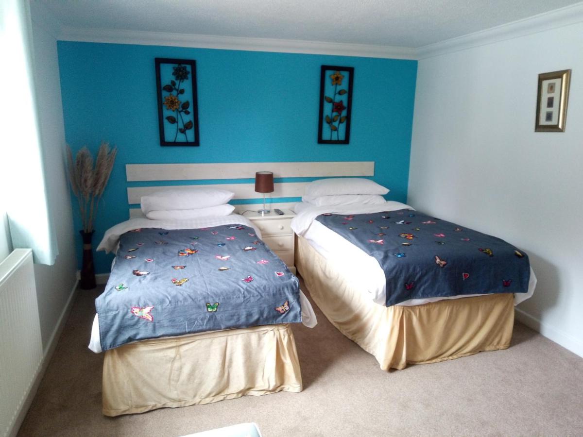Chambre Lits Jumeaux avec Salle de Bains Privative