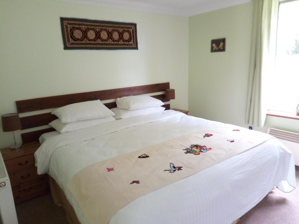 Chambre Lits Jumeaux avec Salle de Bains Privative