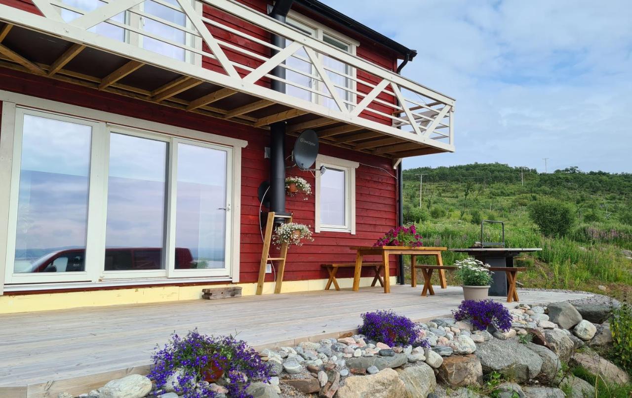 Nesseby Guesthouse - B&B