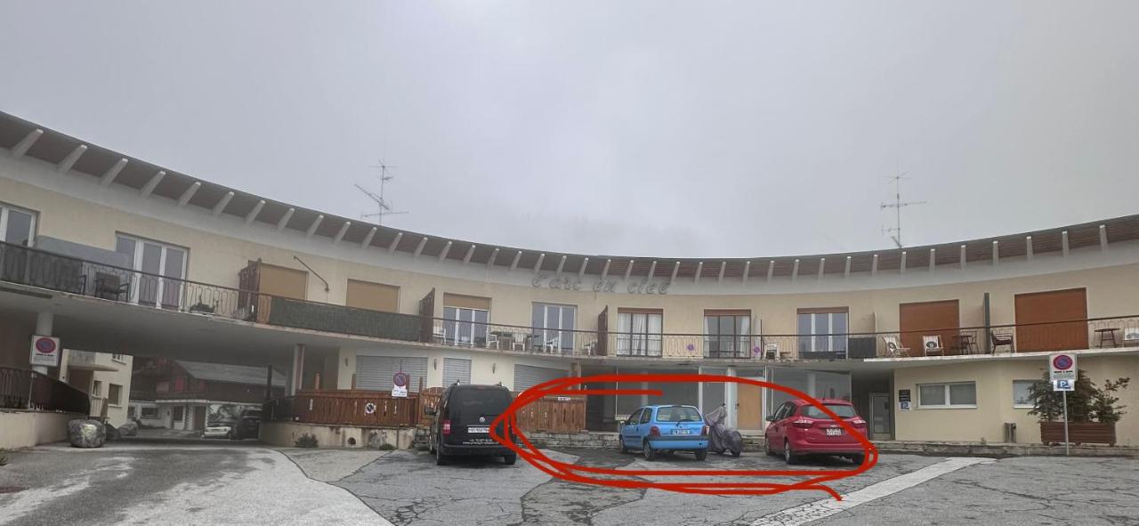 Wallis Alpenpanorama, modern&familiär - Ferienwohnung Crans-Montana