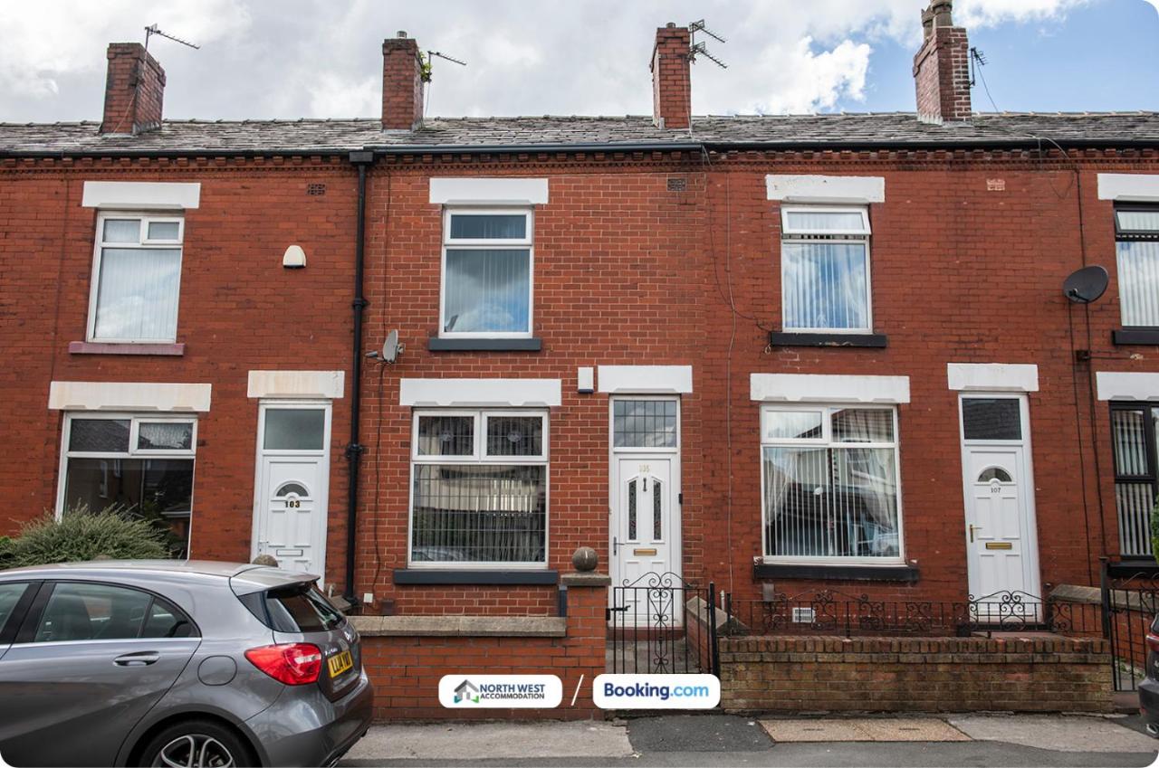Serviced 2BR Home in Bolton Near Manchester - B&B