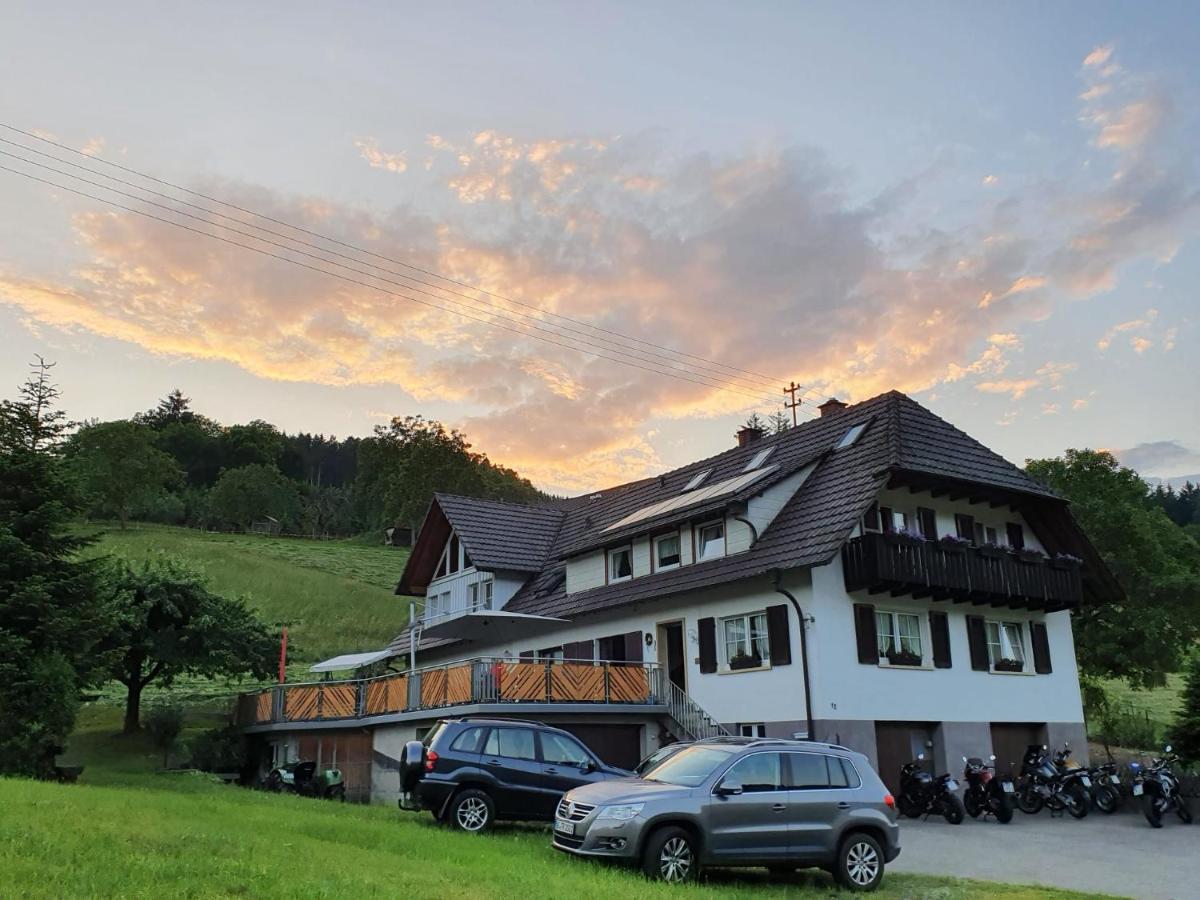 Gästehaus Rehm - B&B