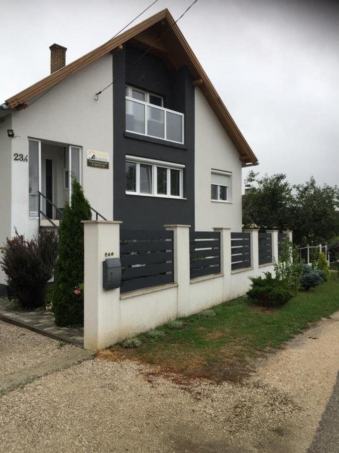 Home Apartman - B&B