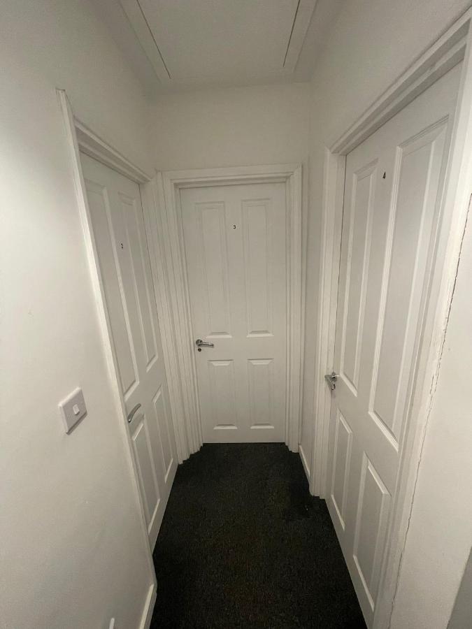Comfortable, Recently Renovated 4 Bedroom Home Near Hartlepool Town Centre - B&B Hartlepool