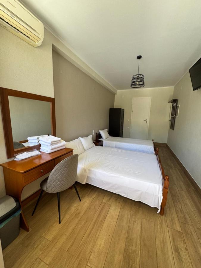 Economy Triple Room