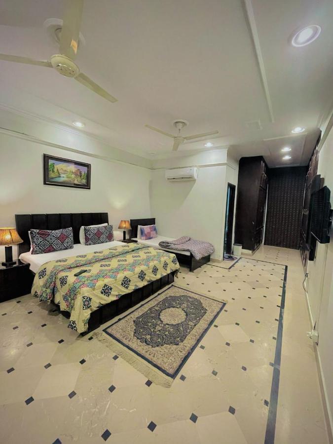 Mulberry Residence luxury Rooms - B&B Islamabad