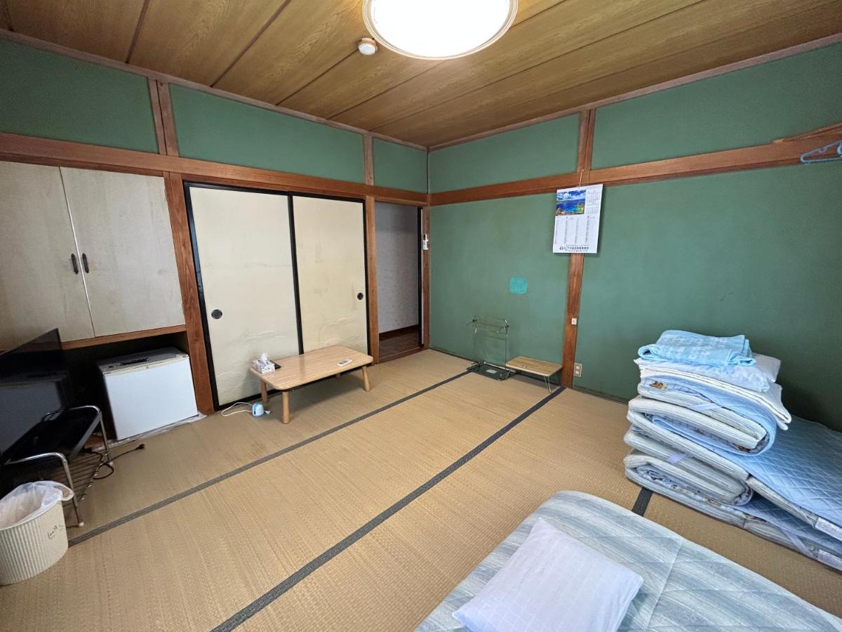 Triple Room with Shared Bathroom