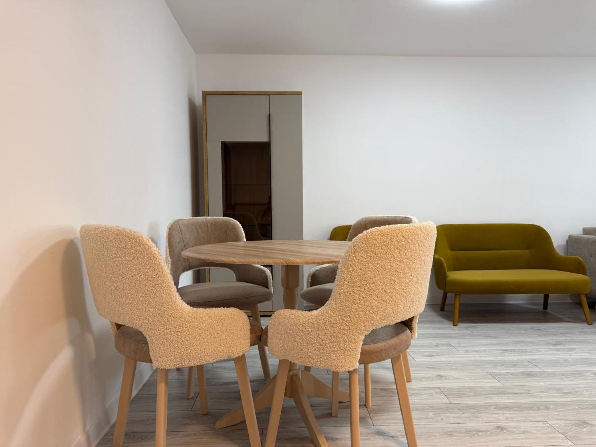 BCB Aparts Park Vibe - B&B Cluj-Napoca