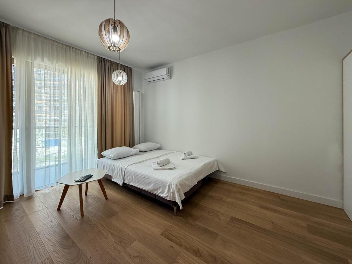 Studio with Sofa Bed