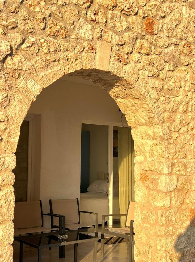 Drymades Retreat, Dhërmi - B&B Gjalicë