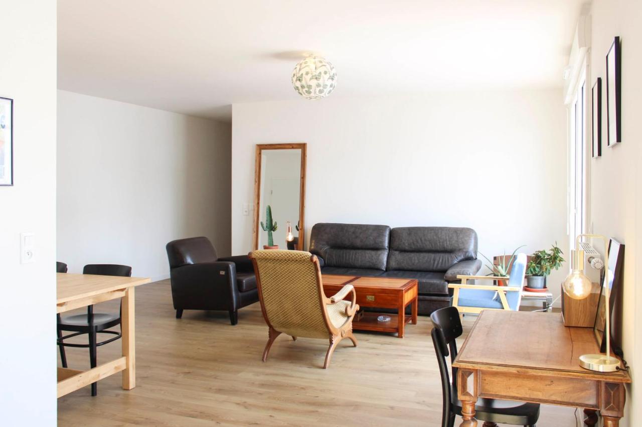 Apartment 2 bedrooms with balcony - Chambres d’hôtes Aubervilliers