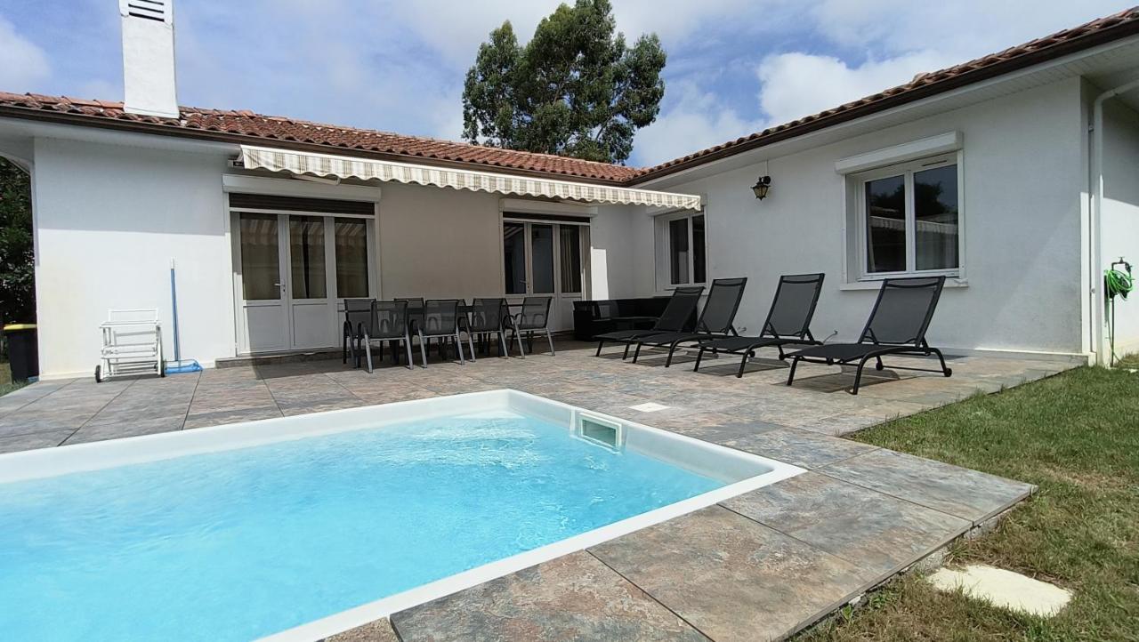 La Maison de la plage piscine chauffée et plage à 200 m - B&B Andernos-les-Bains
