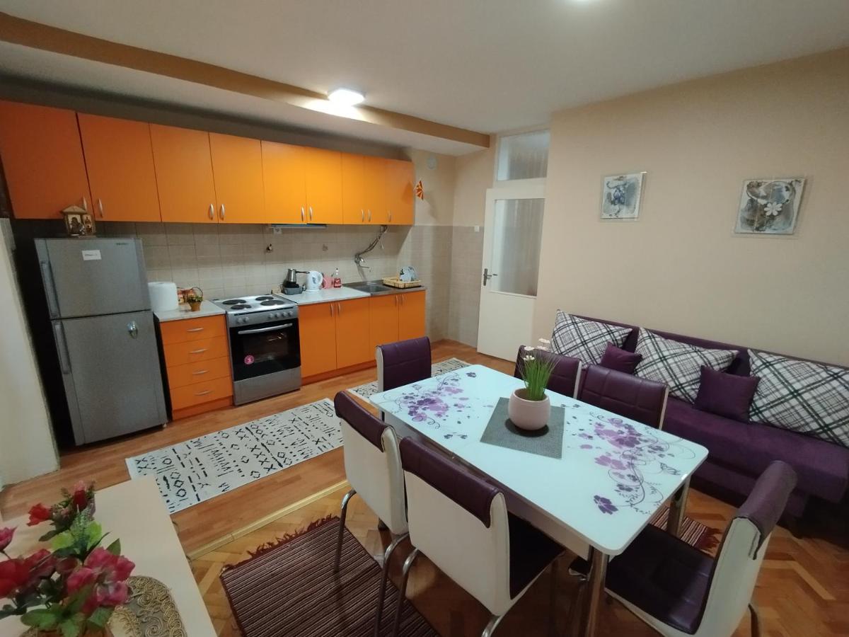 Apartment Biljana - B&B Ocrida
