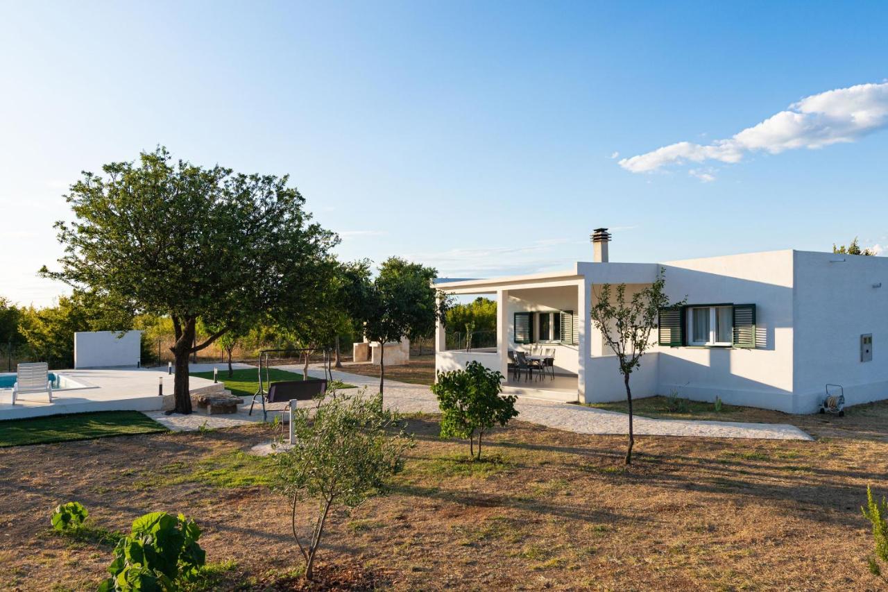 Kuća za odmor Matetić - Bed and Breakfast Unešić