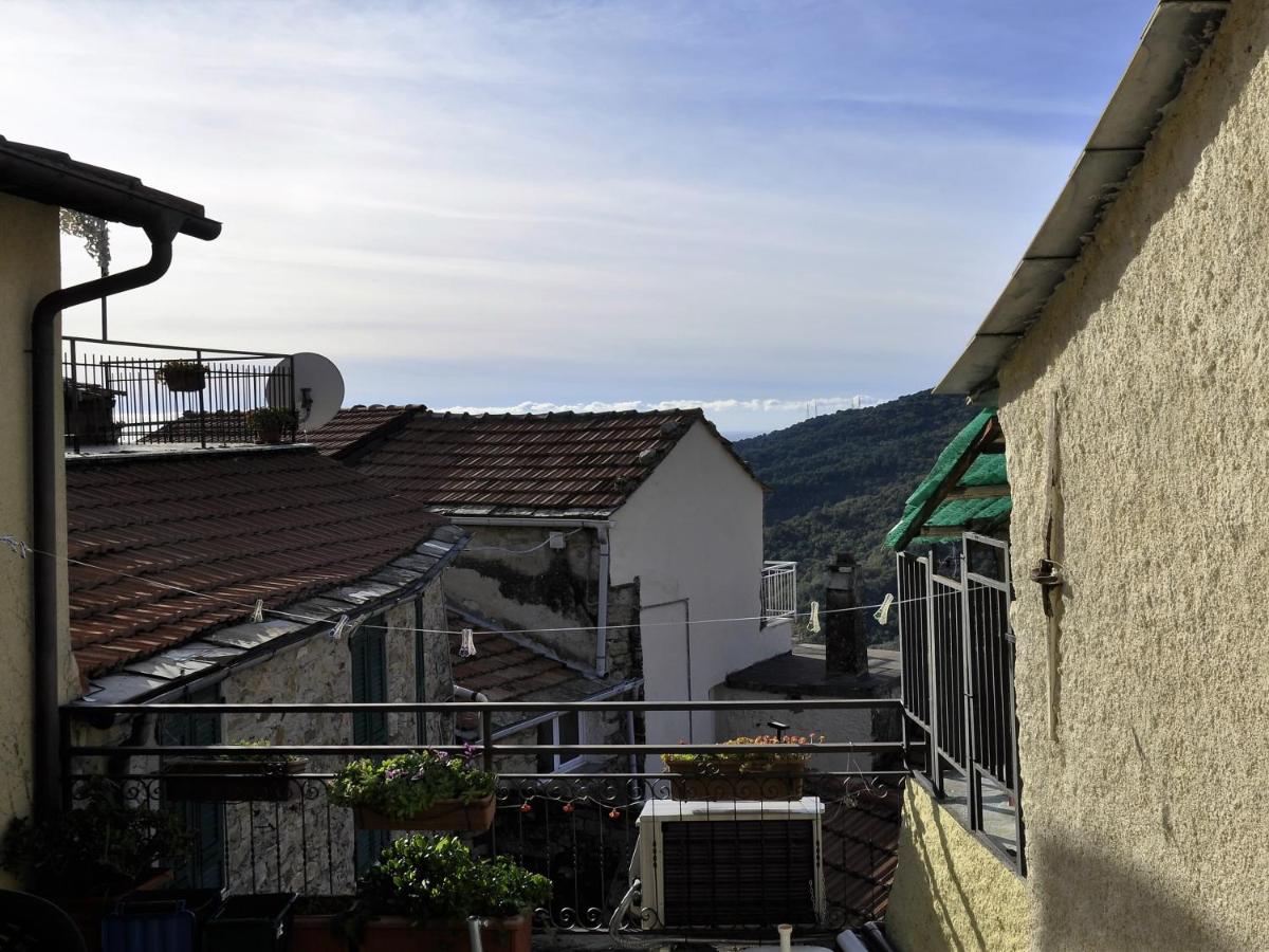 Elena House - Mareri apartments - B&B Villa Faraldi