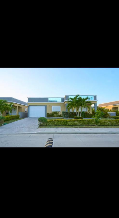 Luxe Diamonds - B&B