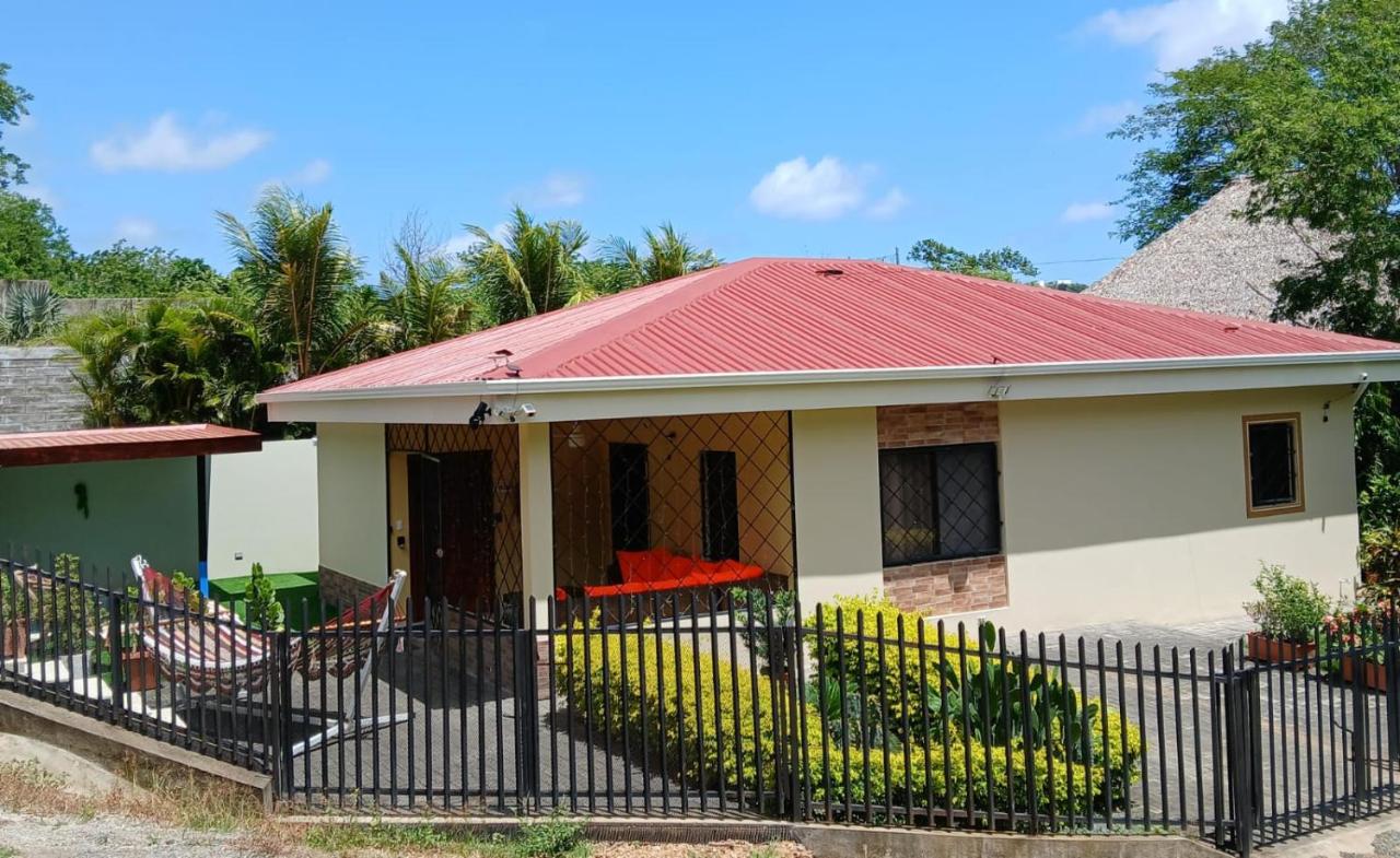 Casa Aguila - B&B