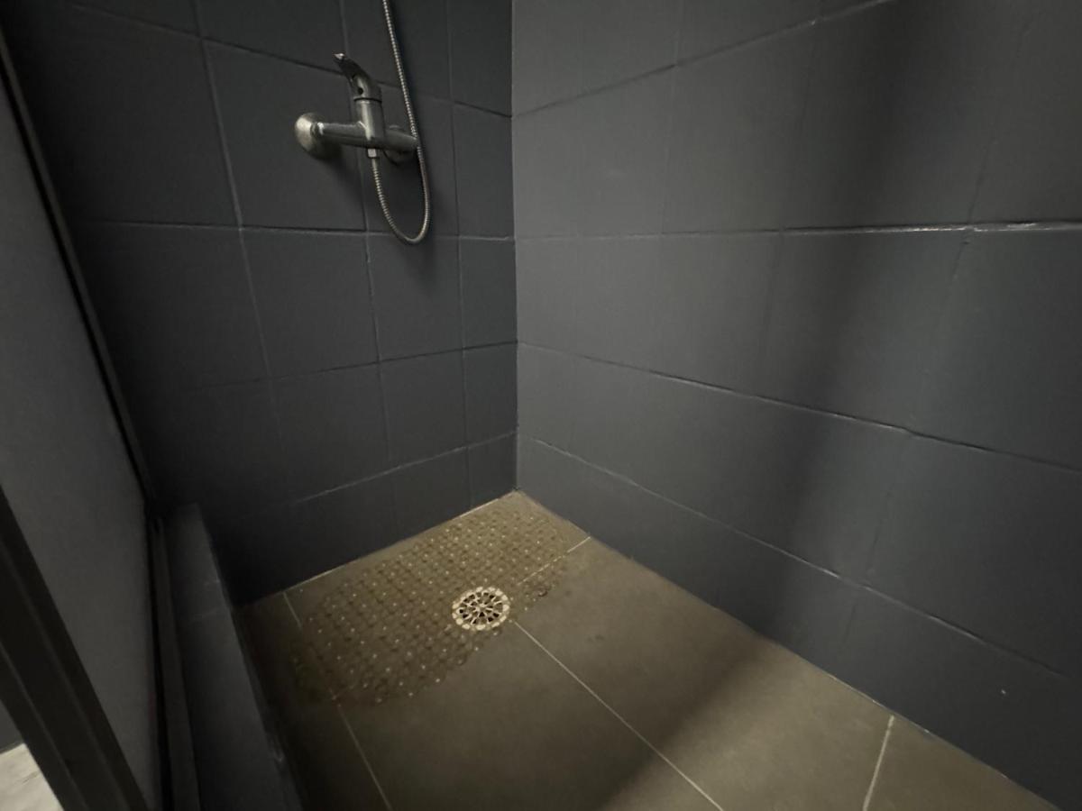 Habitación con cama grande 