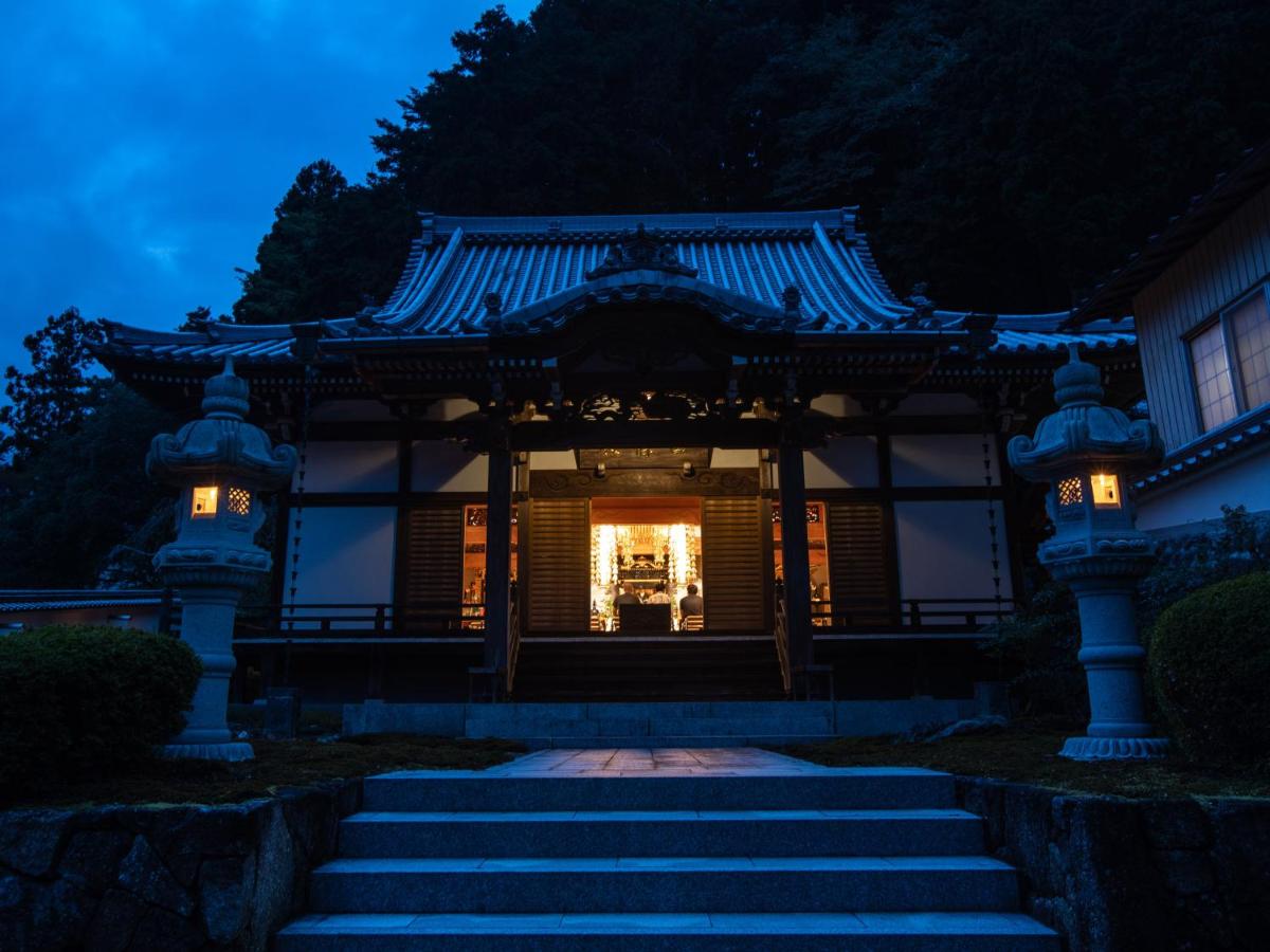 宿坊 端場坊｜Temple Hotel Habanobo - B&B