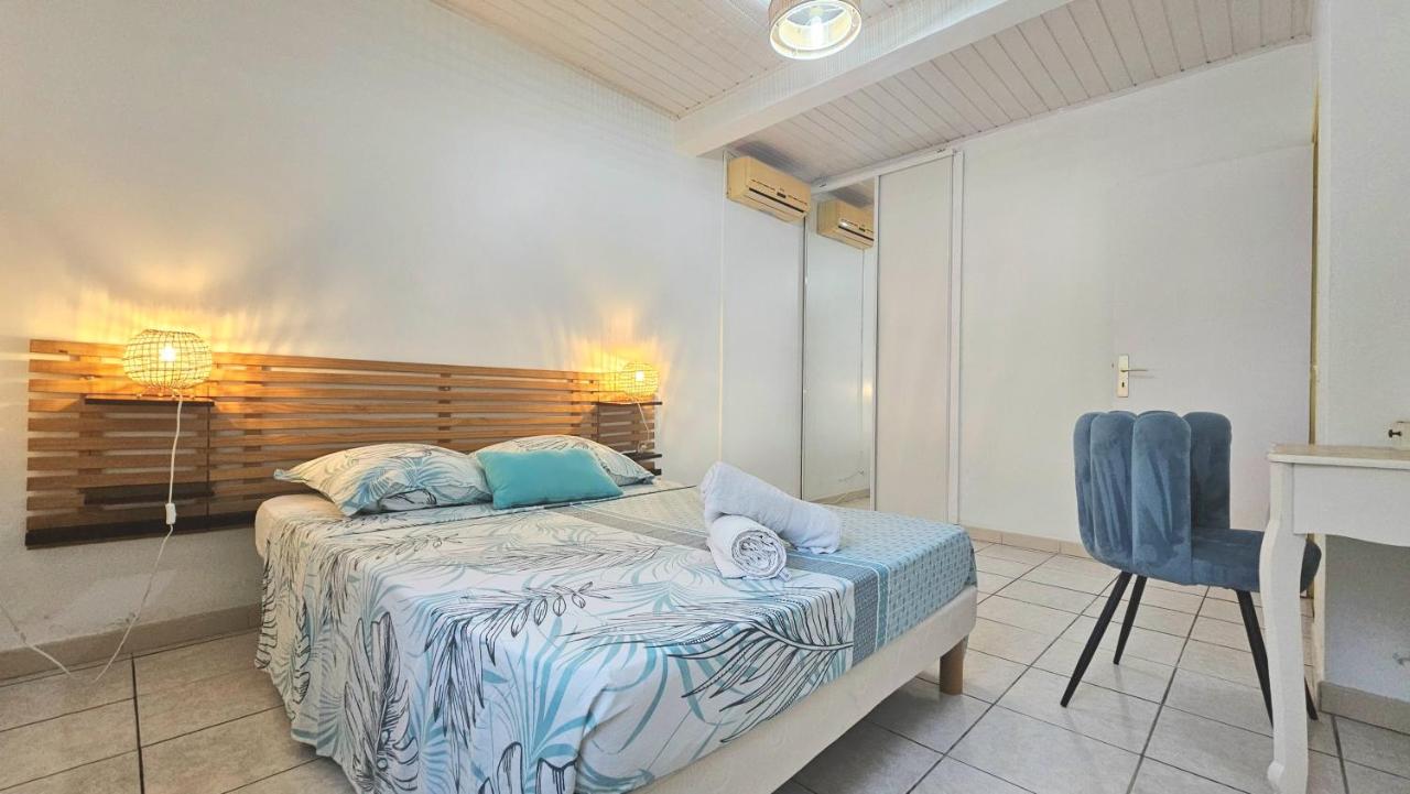 One-Bedroom Apartment with Balcony and Sea View