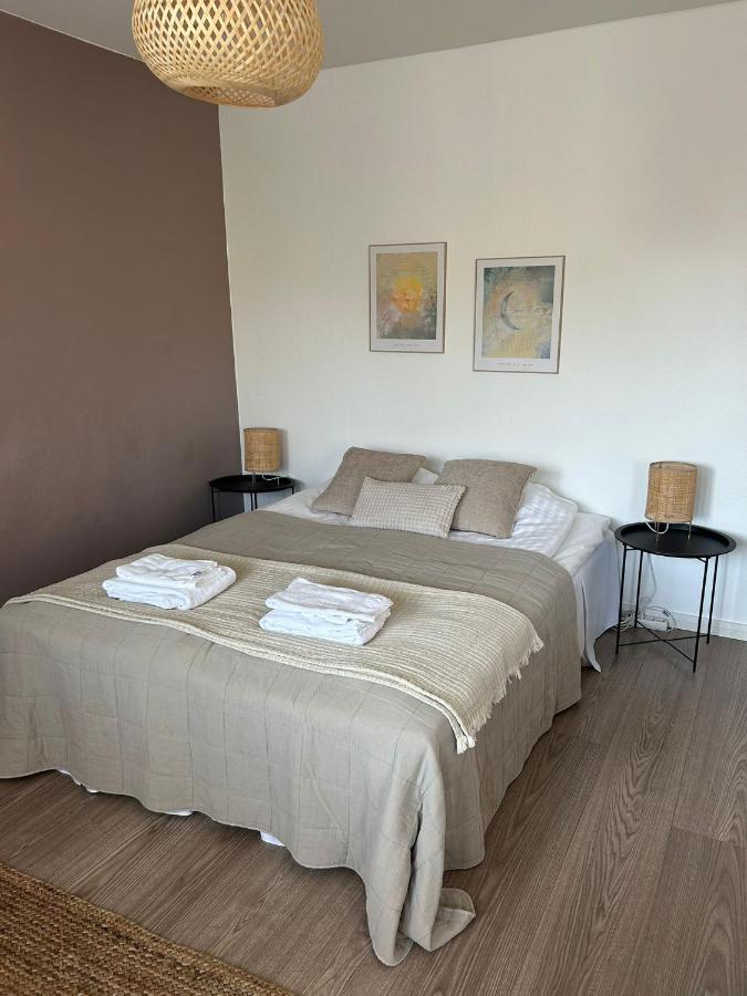2ndhomes Comfy Studio with Balcony in Kallio - Chambres d’hôtes Helsinki