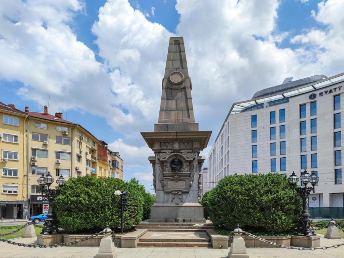 Top Location & Style Vespa Apt in the Heart of Sofia - B&B Sofia
