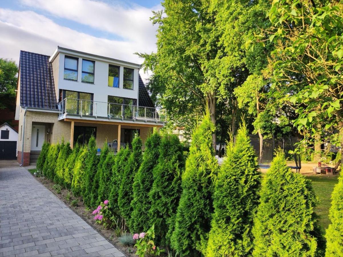 Maritim Studio mit grosszügigen Balkon Freier Strassenparken - B&B