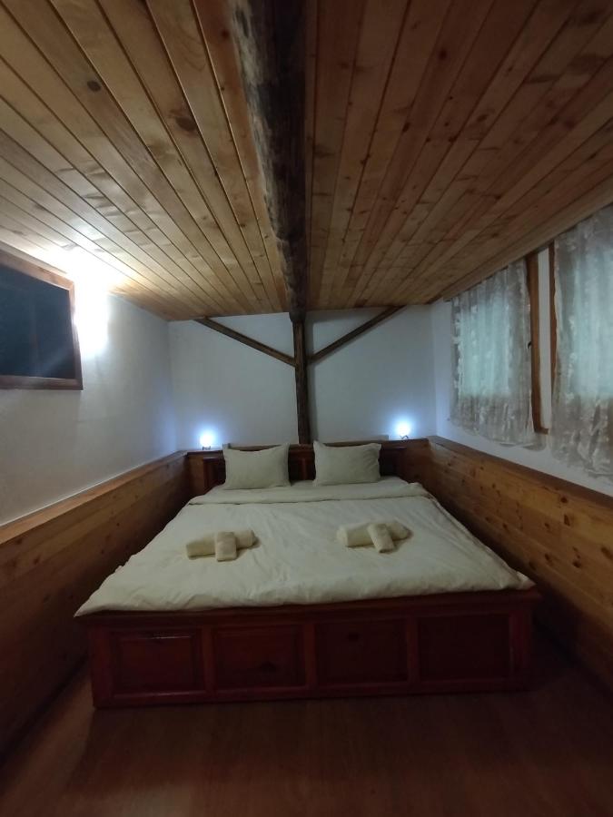 Къща за гости Аврамови - B&B