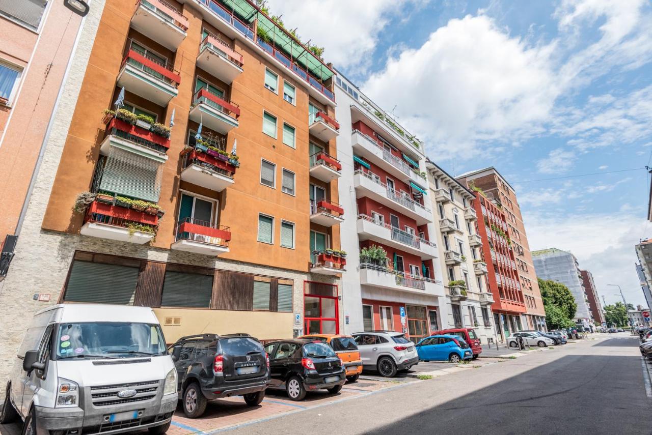 New Milano IRCCS Via Inama 4 Pax Wi Fi - B&B Milan