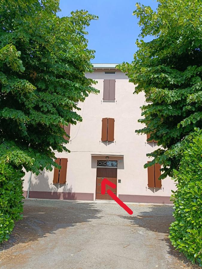 Appartamento di fronte ospedale di Baggiovara, 2 camere - B&B